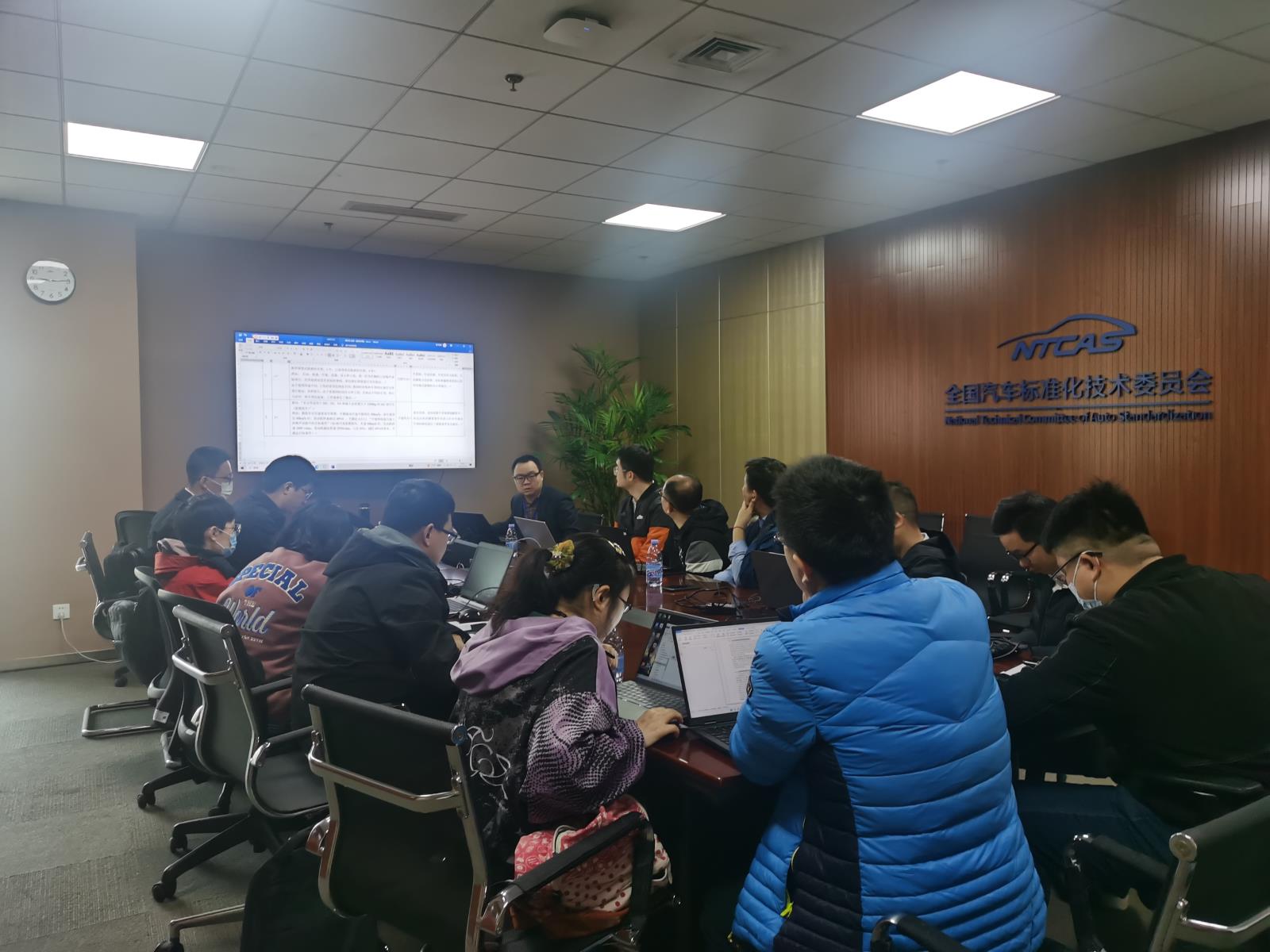 xinwen.jpg xinwen.jpg