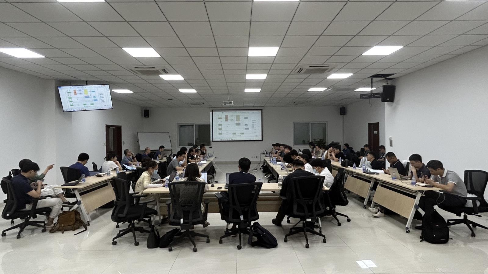 會(huì)場(chǎng)(1).jpg 會(huì)場(chǎng)(1).jpg